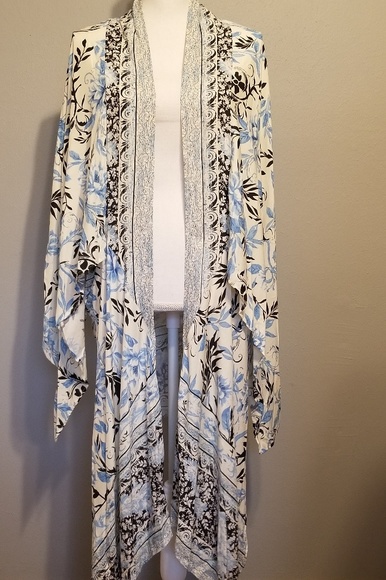 Long Kimono - blue & off white design - Picture 3 of 5
